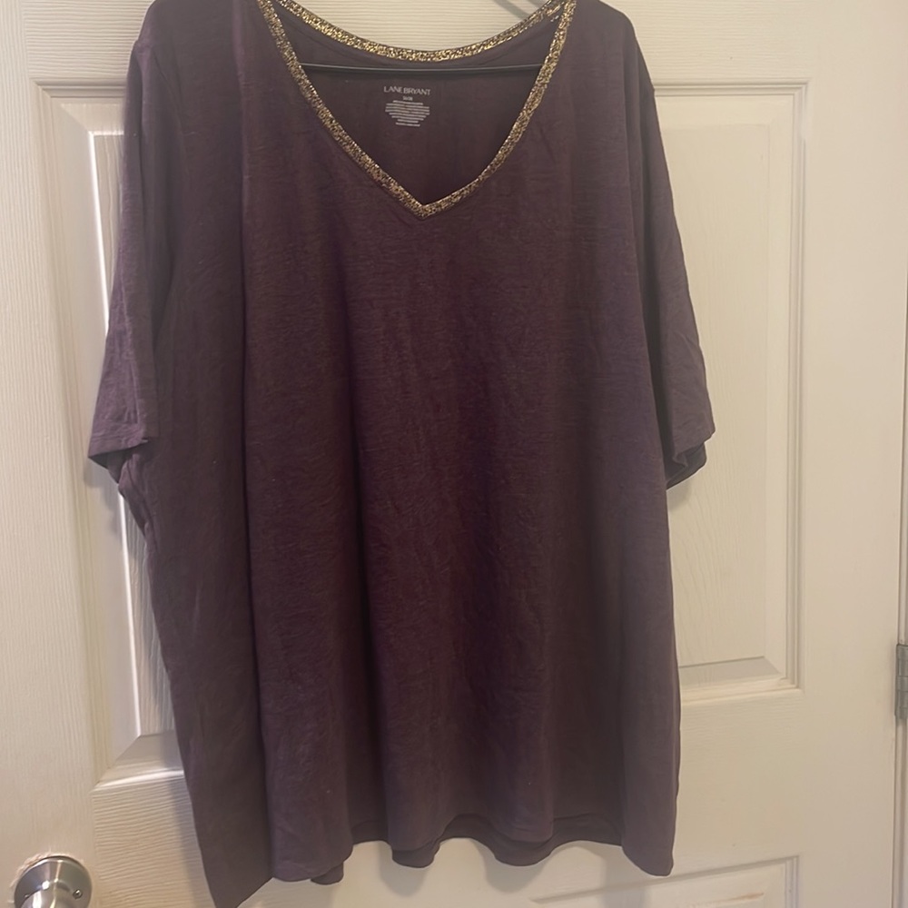 Lane Bryant 26/28 v neck tee gold glitter trim generous rounded color NWT 2/$22